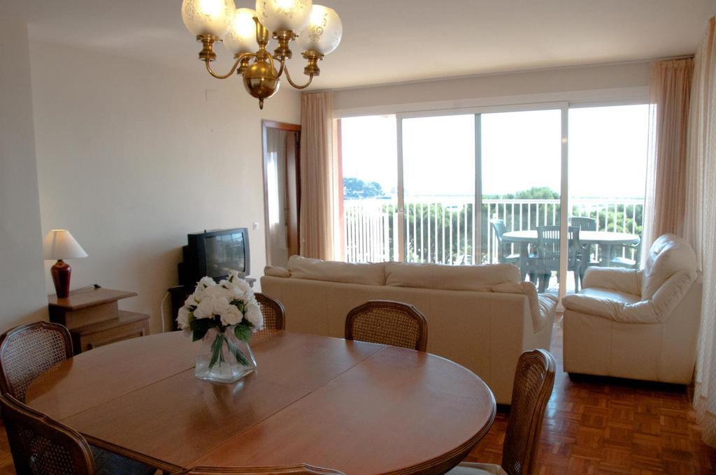 Apartamentos Siglo XXI - Marabu Sant Feliu de Guixols Room photo